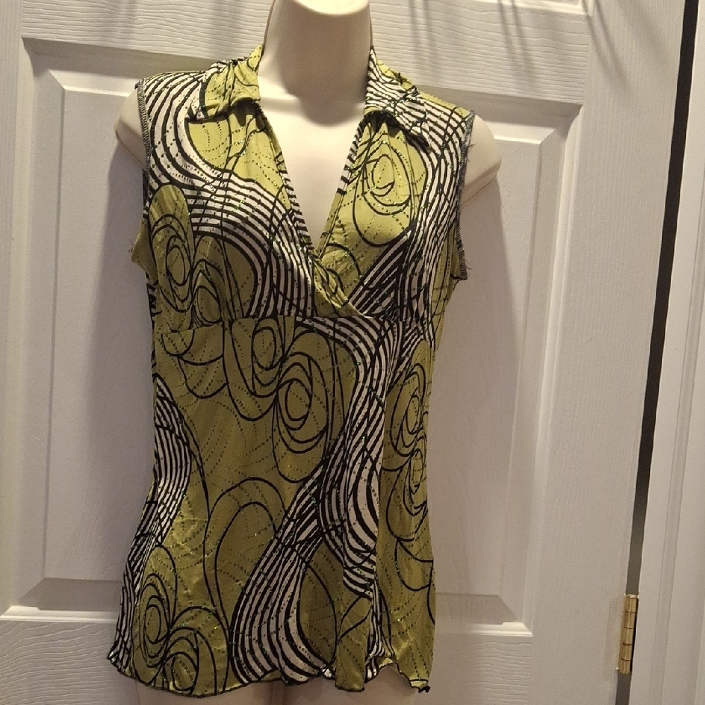 Stylish Green and Black Women's Top